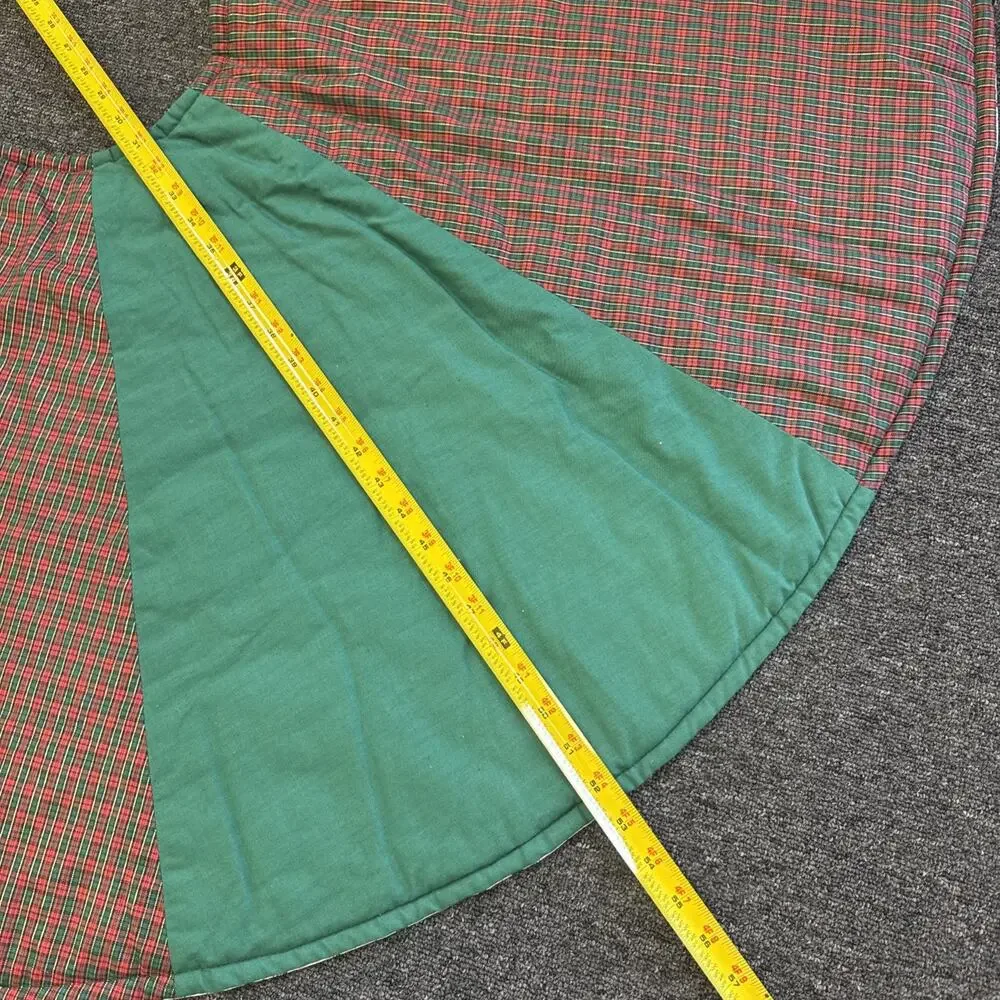 Vintage Handmade Reversible Christmas Tree Skirt 53